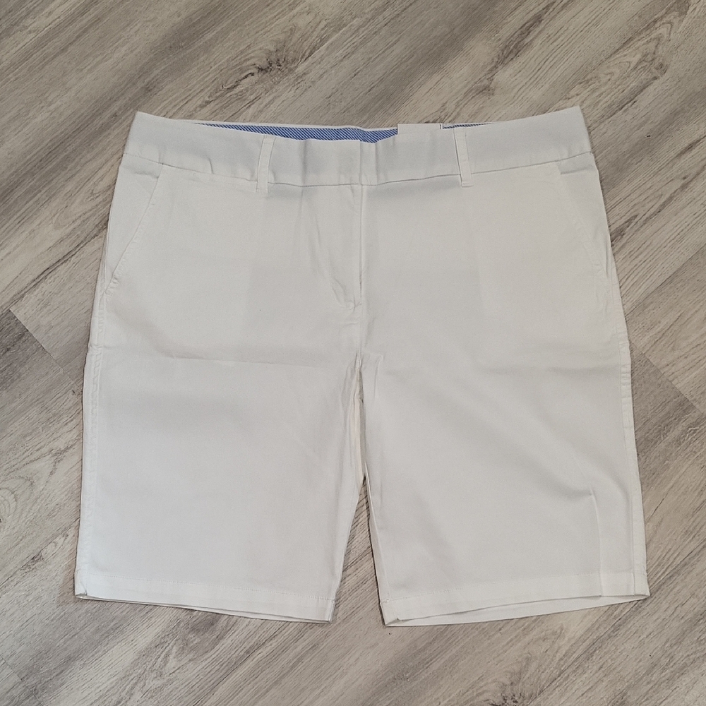Izod Women's White Chino Bermuda Shorts